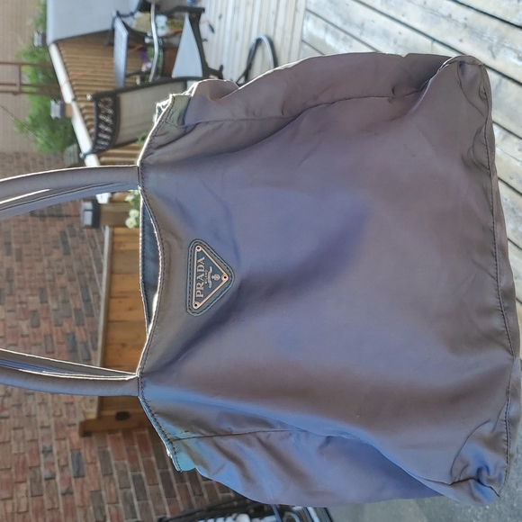 💥💥SOLD💥💥Prada bag - Picture 5 of 15